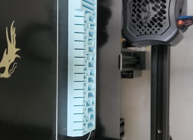 Это я в автобусе пытаюсь не сдвинуться с места, когда водитель тормозит, чтобы все подумали, что я крутой