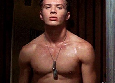 В 90-х мечта любого мальчишки - модельки, гоночки.</p>
<p>Все хотели себе целый набор таких машиночек