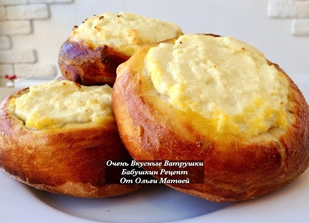 Бабушкин домашний хлеб - самый вкусный.</p>
<p>Его хоть чесночком намажь с солью, хоть сметаной с сахаром